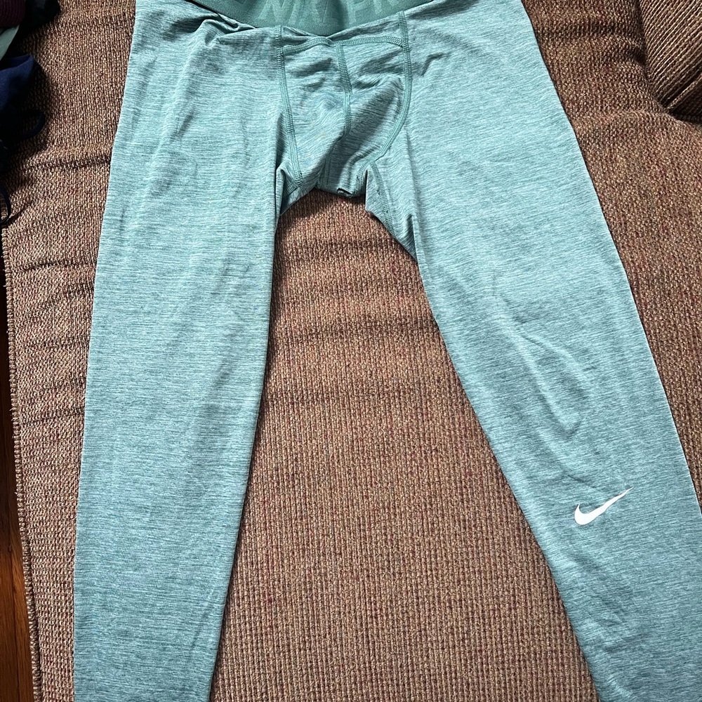 Nike Men’s Large running tights